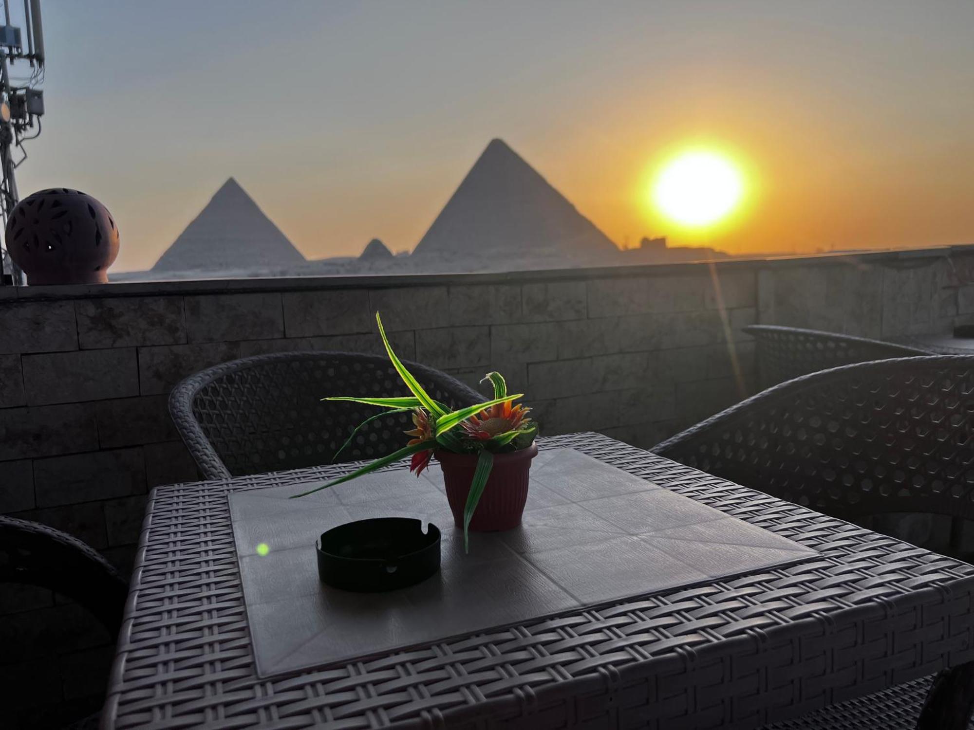 Amigo Pyramids Inn カイロ エクステリア 写真